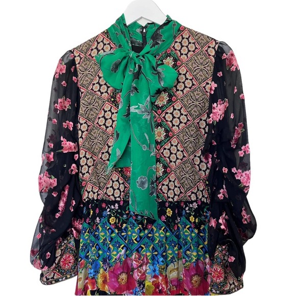 ALICE + OLIVIA Clementine Tie-Neck Long-Sleeve Tiered Printed Maxi Dress - Picture 5 of 13